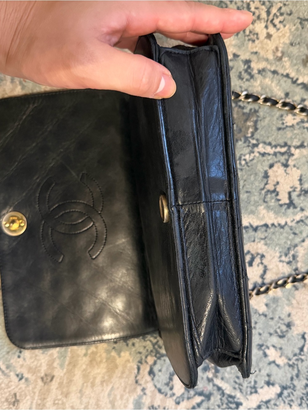 Authentic Vintage CHANEL flap bag - Picture 6 of 7